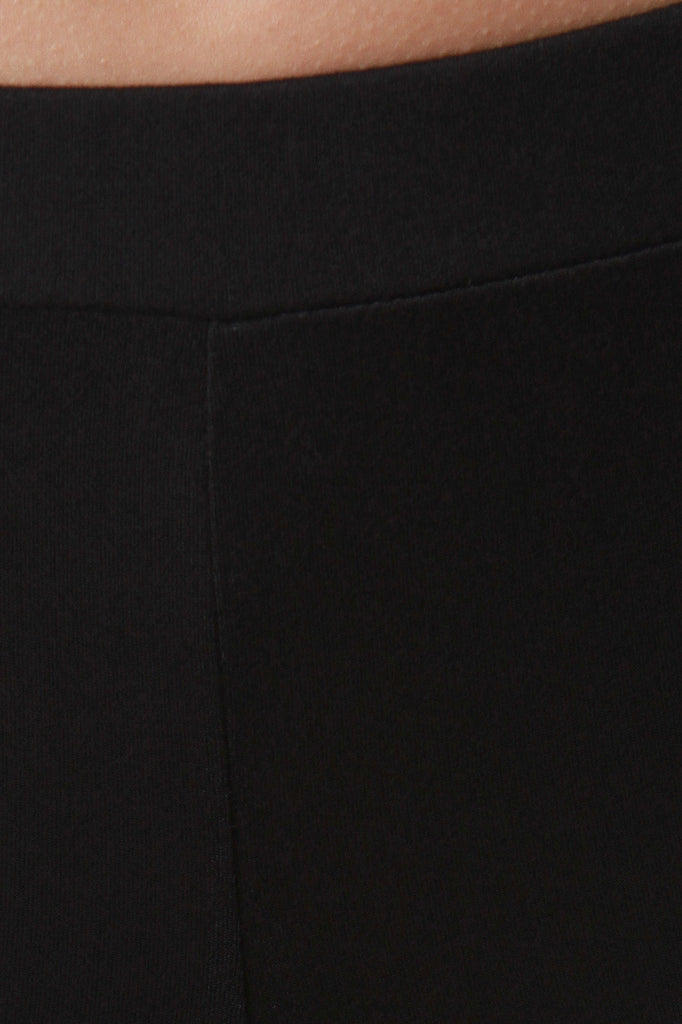 Solid Jersey Knit Taper Cut Leggings