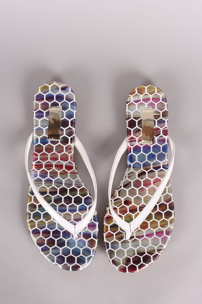 Qupid Honeycomb Print Thong Flat Sandal